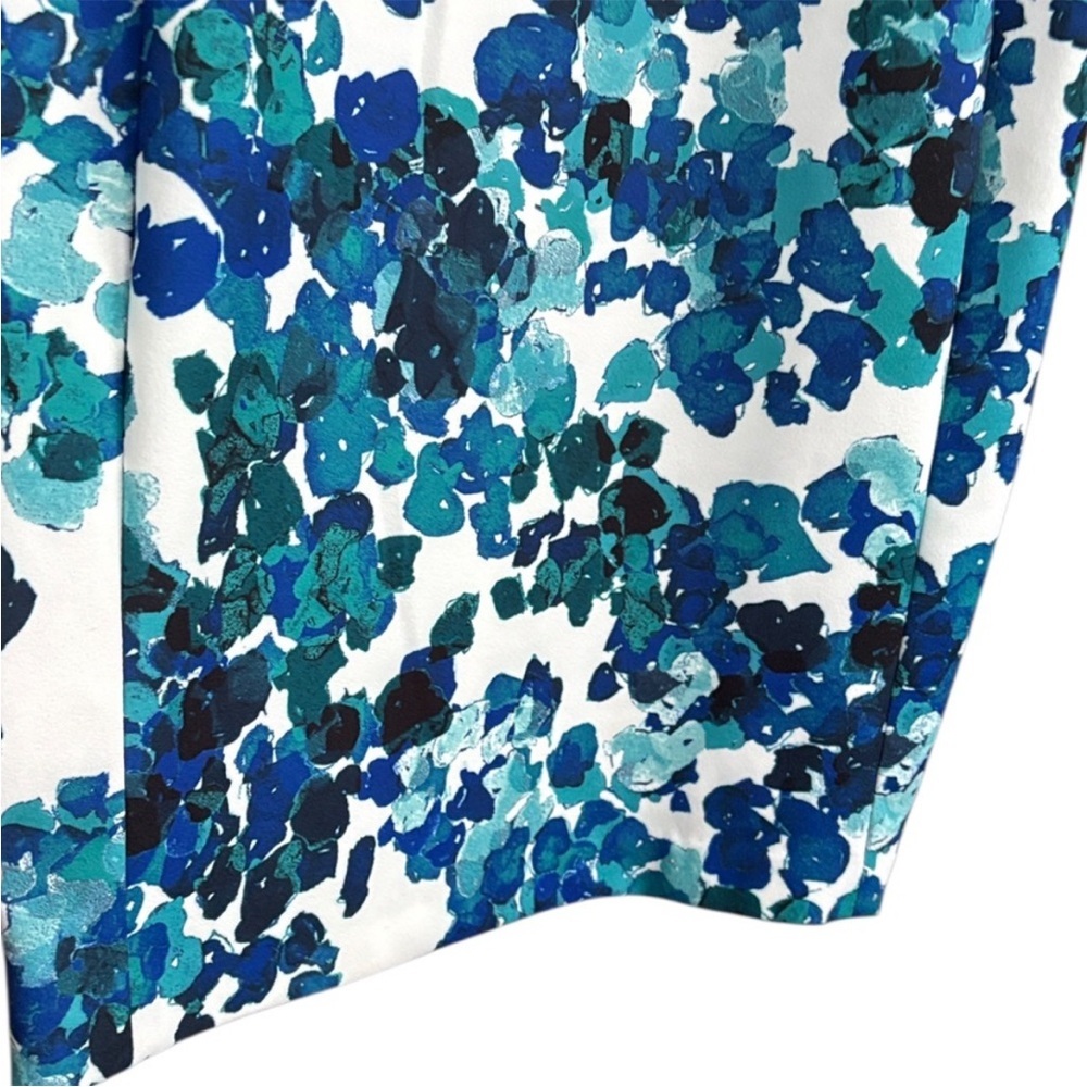 Like New Calvin Klein Floral Sheath
Dress Size 6 - Picture 5 of 8